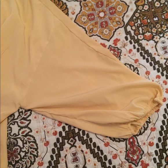 Chico top - Picture 2 of 3